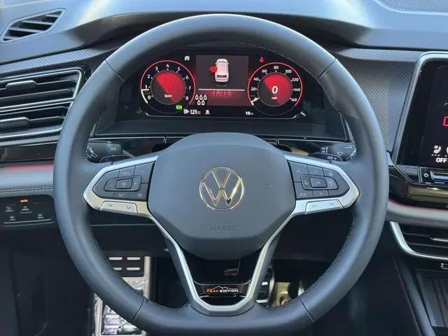 2026 Volkswagen Atlas Peak Edition