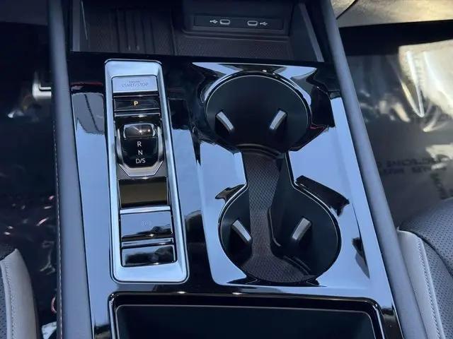 2026 Volkswagen Atlas Peak Edition