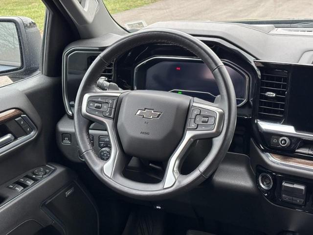 2023 Chevrolet Silverado 1500 4WD Crew Cab Short Bed RST