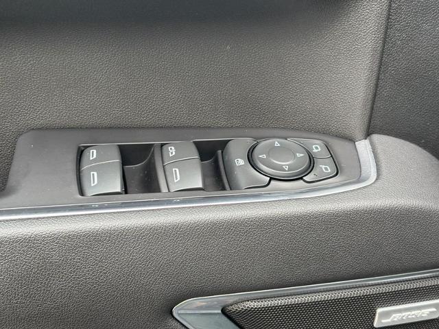 2023 Chevrolet Silverado 1500 4WD Crew Cab Short Bed RST