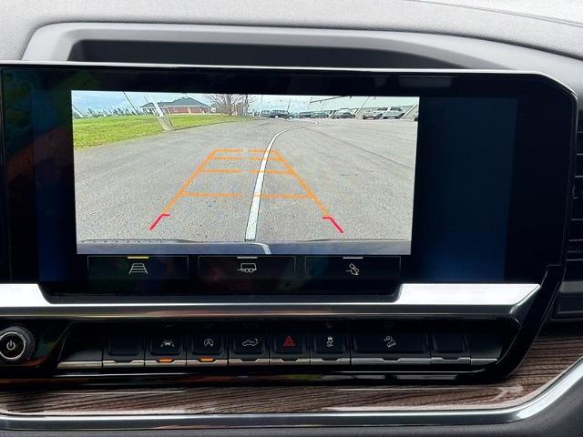 2023 Chevrolet Silverado 1500 4WD Crew Cab Short Bed RST