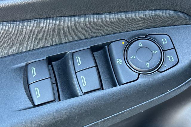 2026 Buick NV Preferred FWD