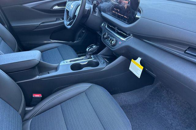 2026 Buick NV Preferred FWD