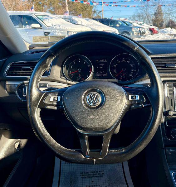 2016 Volkswagen Passat 1.8T SE