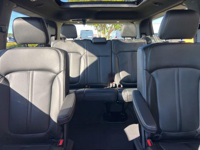 2026 Jeep Grand Wagoneer 4x4