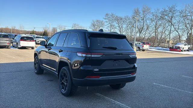 2026 Jeep Grand Cherokee GRAND CHEROKEE LAREDO ALTITUDE 4X4