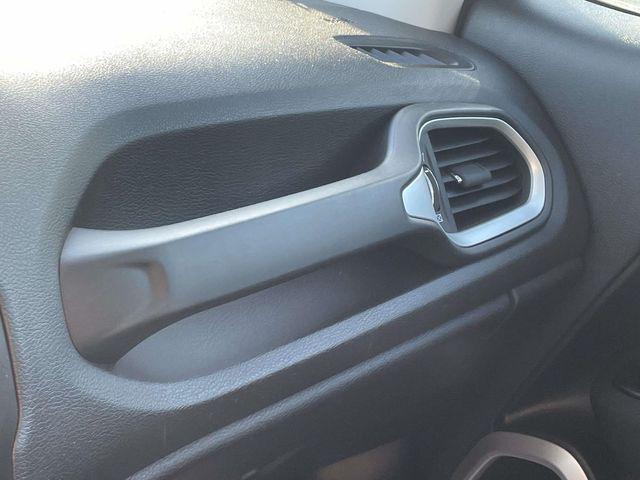 2020 Jeep Renegade Latitude FWD