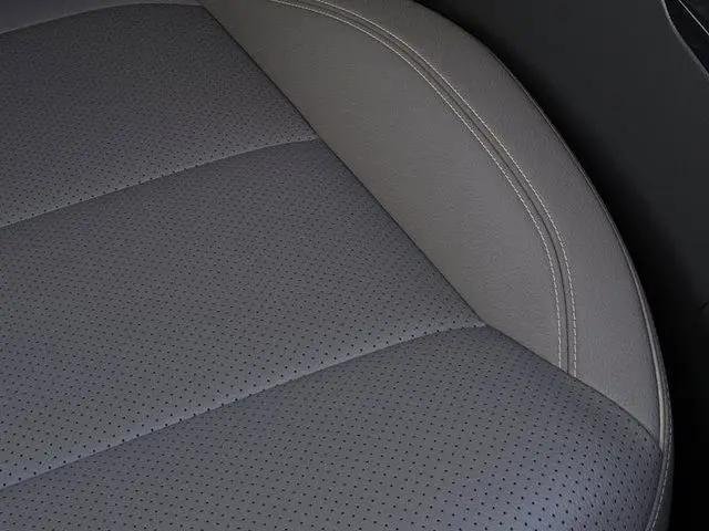 2026 Buick NV Avenir FWD