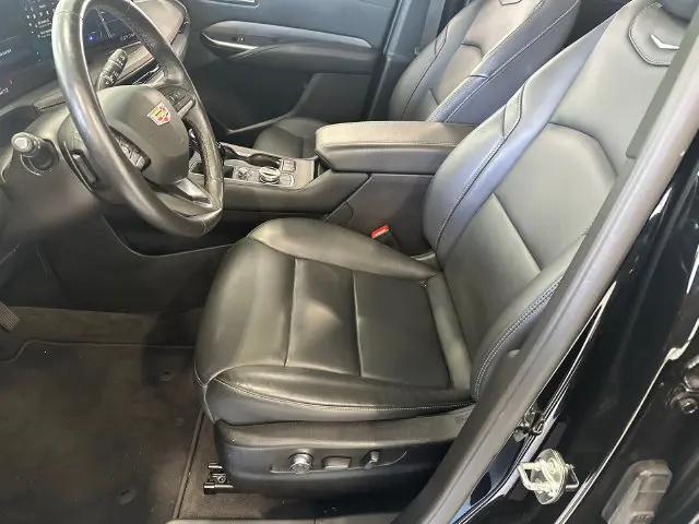 2025 Cadillac XT4 AWD Premium Luxury