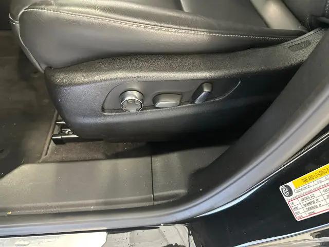 2025 Cadillac XT4 AWD Premium Luxury