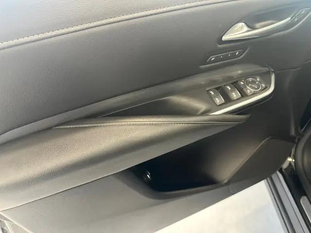 2025 Cadillac XT4 AWD Premium Luxury