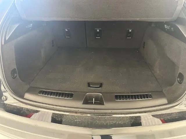 2025 Cadillac XT4 AWD Premium Luxury