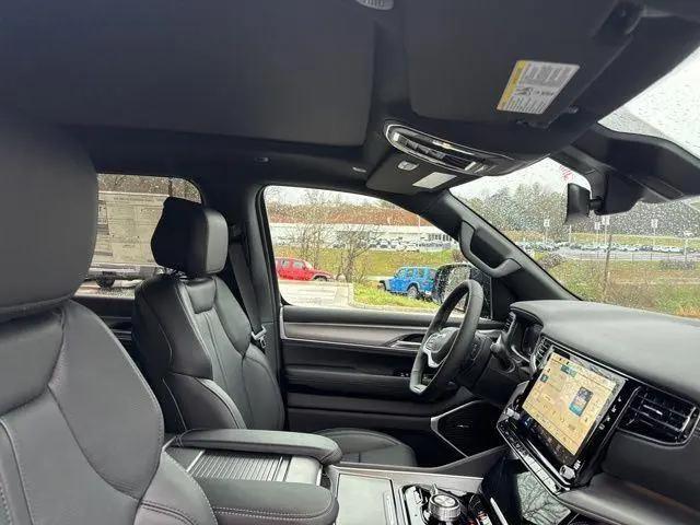 2026 Jeep Grand Wagoneer Upland 4x4