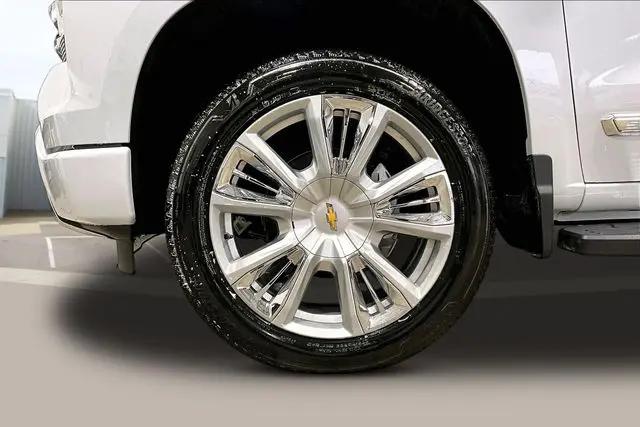 2026 Chevrolet Silverado 1500 4WD Crew Cab Short Bed High Country