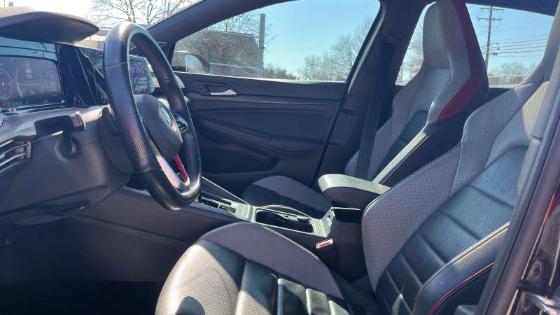 2022 Volkswagen Golf GTI 2.0T SE