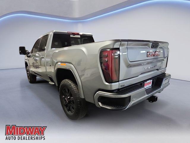 2026 GMC Sierra 2500HD Crew Cab, Standard Bed, AT4, 4WD