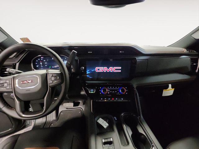 2026 GMC Sierra 2500HD Crew Cab, Standard Bed, AT4, 4WD