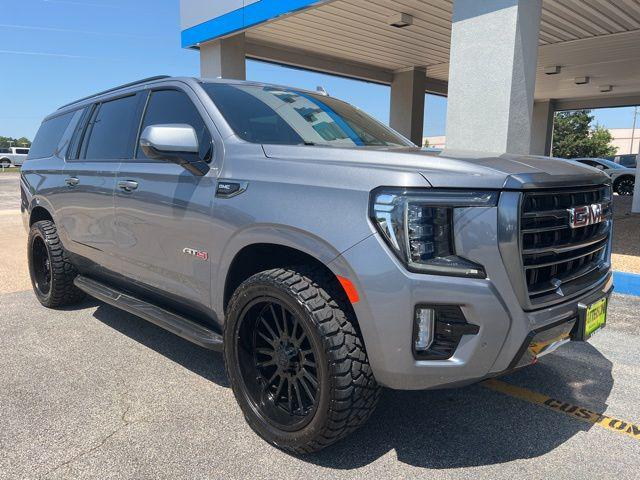 2022 GMC Yukon XL 4WD AT4