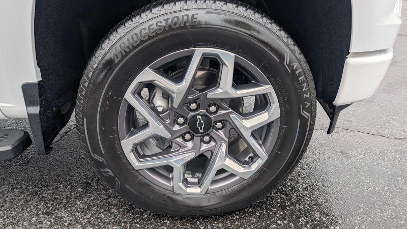 2024 Chevrolet Silverado 1500 4WD Crew Cab Short Bed RST