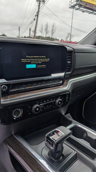 2024 Chevrolet Silverado 1500 4WD Crew Cab Short Bed RST