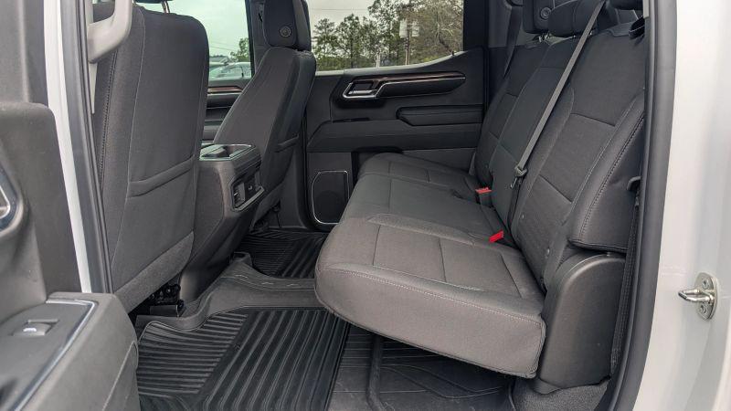 2024 Chevrolet Silverado 1500 4WD Crew Cab Short Bed RST
