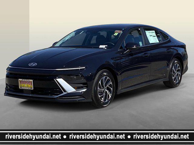 2026 Hyundai Sonata Hybrid Blue