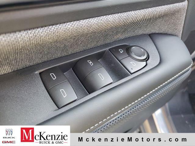 2026 GMC Sierra Standard Range Elevation