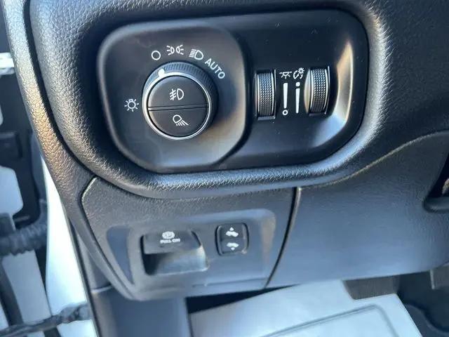 2023 Ram 1500 Laramie Crew Cab 4x4 5'7" Box