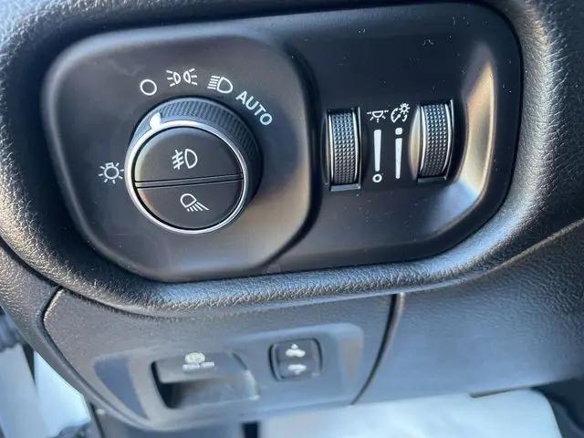 2023 Ram 1500 Laramie Crew Cab 4x4 5'7" Box