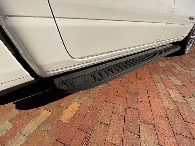 2023 Ram 1500 Laramie Crew Cab 4x4 5'7" Box