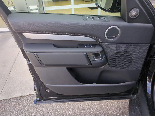 2026 Land Rover Discovery Dynamic SE