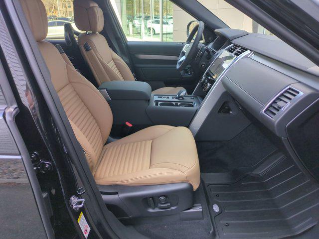 2026 Land Rover Discovery Dynamic SE