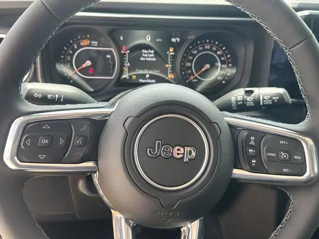 2026 Jeep Wrangler 4-Door Sahara 4x4