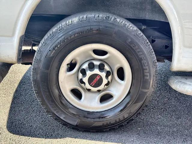 2020 GMC Savana Cargo RWD 2500 Regular Wheelbase Work Van