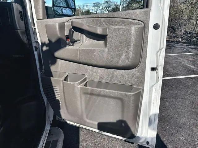 2020 GMC Savana Cargo RWD 2500 Regular Wheelbase Work Van