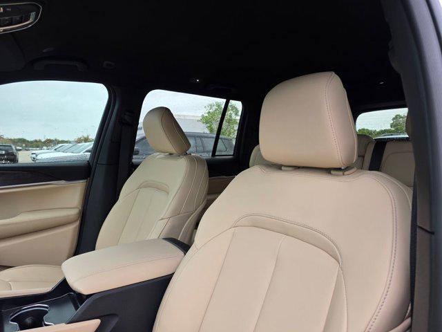 2026 Jeep Grand Cherokee Limited 4x2