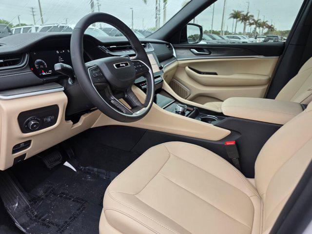 2026 Jeep Grand Cherokee Limited 4x2