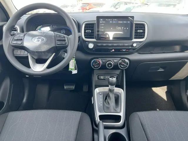 2026 Hyundai Venue SE