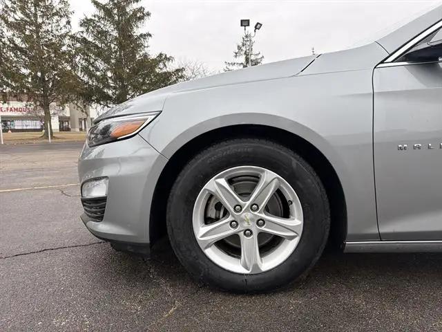 2023 Chevrolet Malibu FWD 1FL