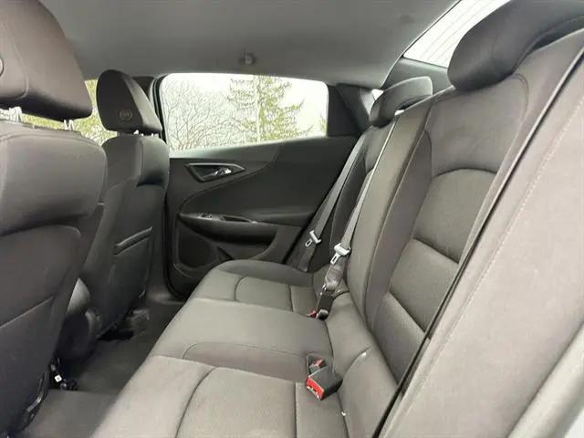 2023 Chevrolet Malibu FWD 1FL