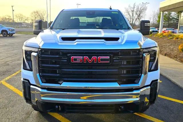 2026 GMC Sierra 2500HD Double Cab, Long Bed, Pro, RWD