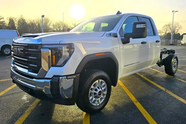2026 GMC Sierra 2500HD Double Cab, Long Bed, Pro, RWD