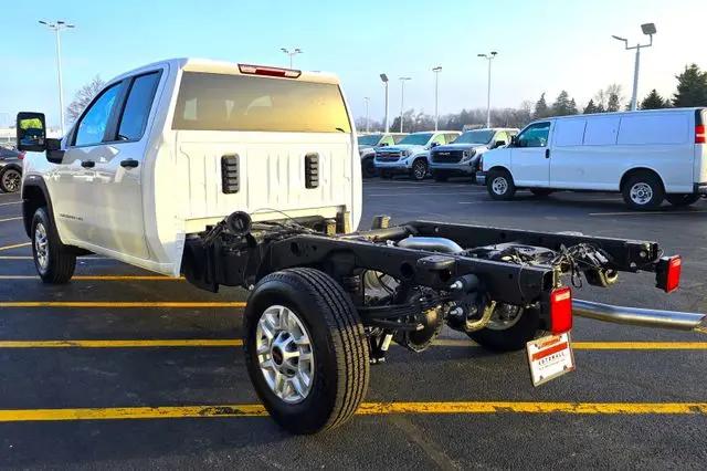 2026 GMC Sierra 2500HD Double Cab, Long Bed, Pro, RWD