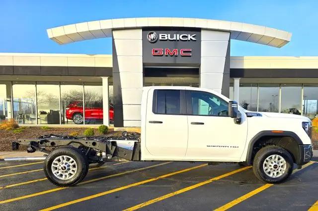 2026 GMC Sierra 2500HD Double Cab, Long Bed, Pro, RWD