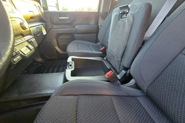 2026 GMC Sierra 2500HD Double Cab, Long Bed, Pro, RWD