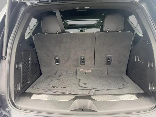 2023 GMC Yukon 4WD Denali