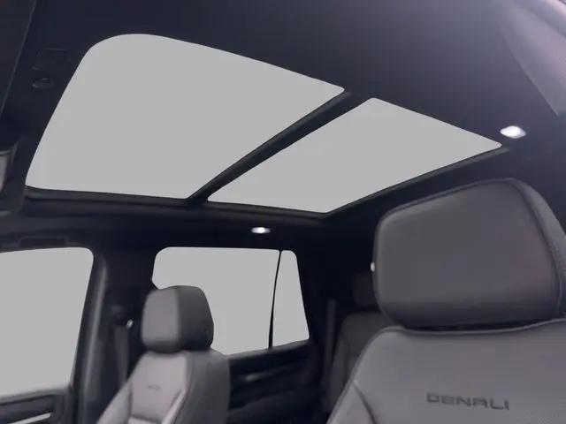 2023 GMC Yukon 4WD Denali