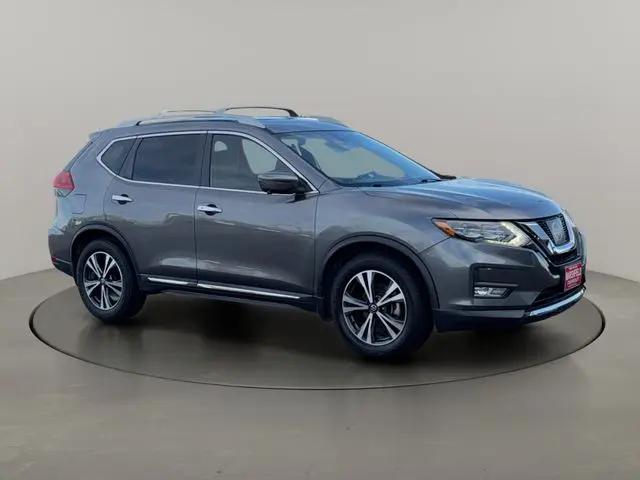 2017 Nissan Rogue SL