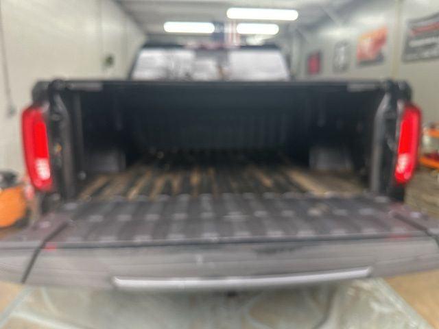 2023 GMC Sierra 1500 4WD Crew Cab Short Box AT4X