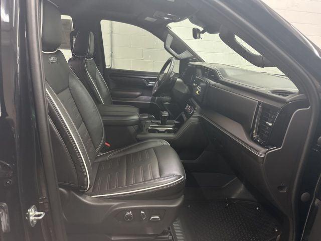 2023 GMC Sierra 1500 4WD Crew Cab Short Box AT4X